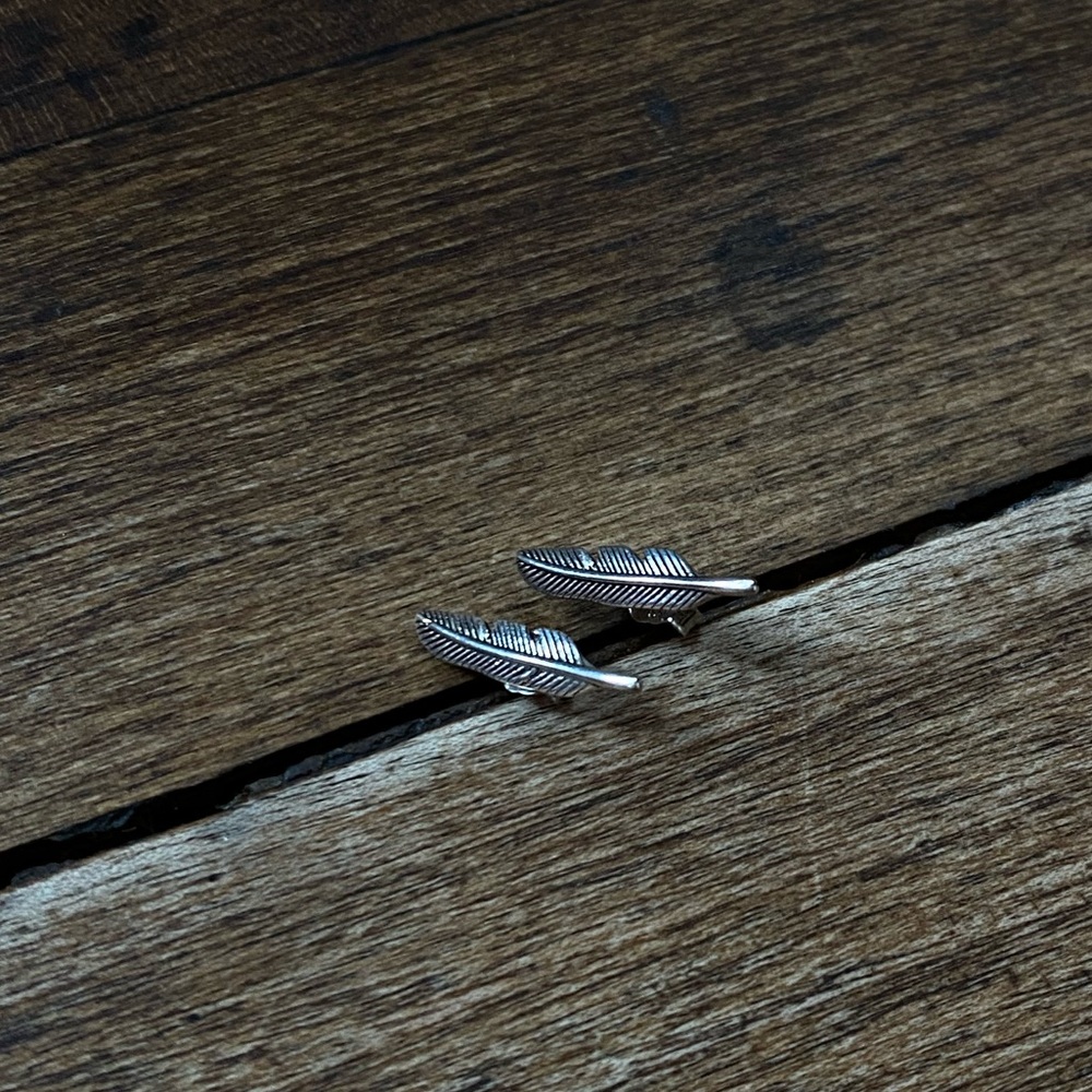 Dainty Silver Feather Earrings